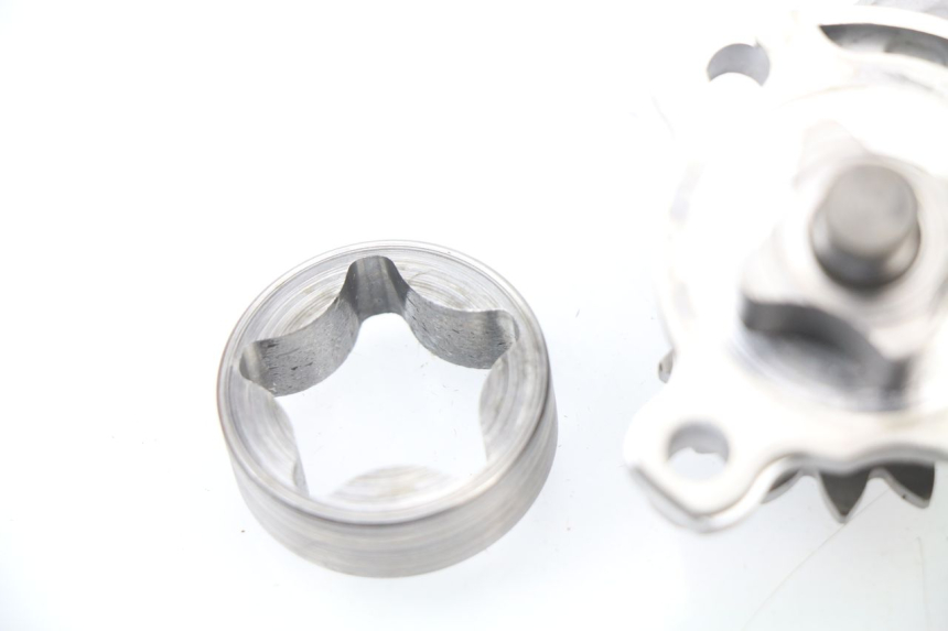 photo de BOMBA DE ÓLEO YAMAHA YZ-F YZF 250 (2007 - 2013) - Zoom do estado de desgaste