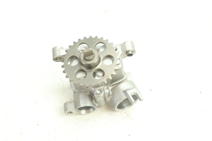 photo de BOMBA DE ÓLEO YAMAHA YZF R6 600 (2008 - 2009) - Outro ângulo de visão