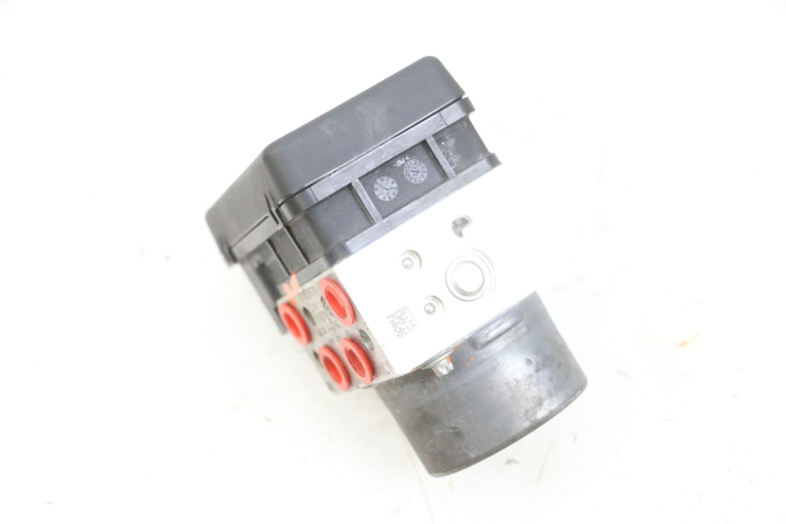 photo de BOMBA ABS SUZUKI BURGMAN 650 (2013 - 2020) - Ampliação dos componentes