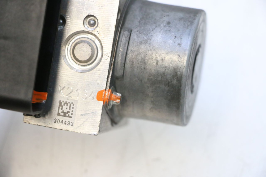 photo de BOMBA ABS KAWASAKI ER-6 ER6 F ABS 650 (2012 - 2016) - Detalhe da peça