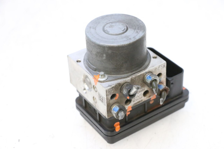 photo de BOMBA ABS KAWASAKI ER-6 ER6 F ABS 650 (2012 - 2016) - Pontos de fixação