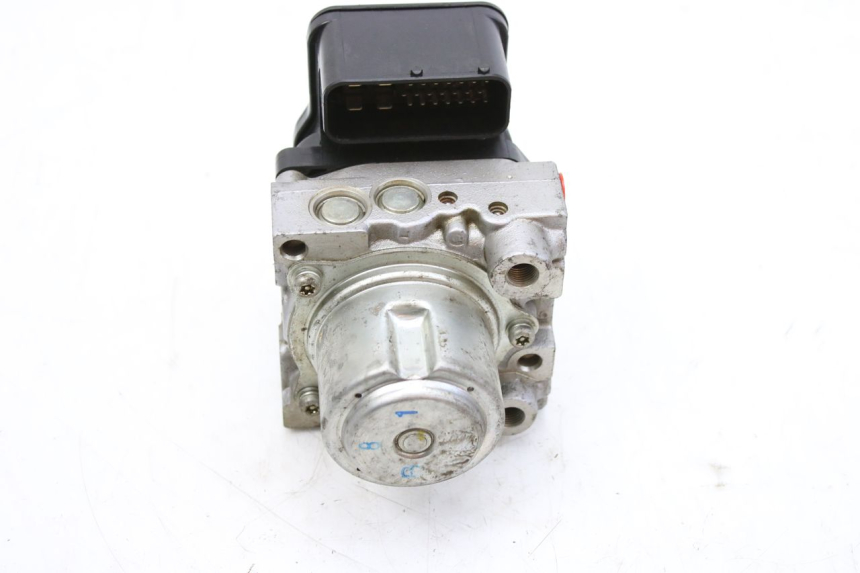 photo de BOMBA ABS HONDA FES S-WING SWING ABS 125 (2007 - 2015) - Zoom do estado de desgaste