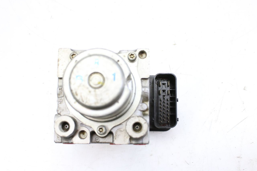 photo de BOMBA ABS HONDA FES S-WING SWING ABS 125 (2007 - 2015) - Pontos de fixação