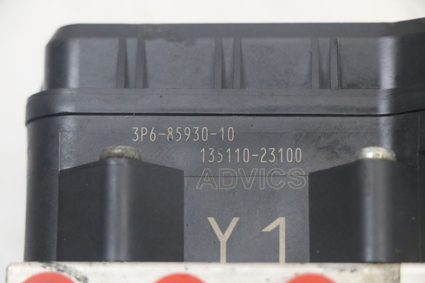photo de BOMBA ABS YAMAHA FJR ABS 1300 (2006 - 2012) - Detalhe da peça