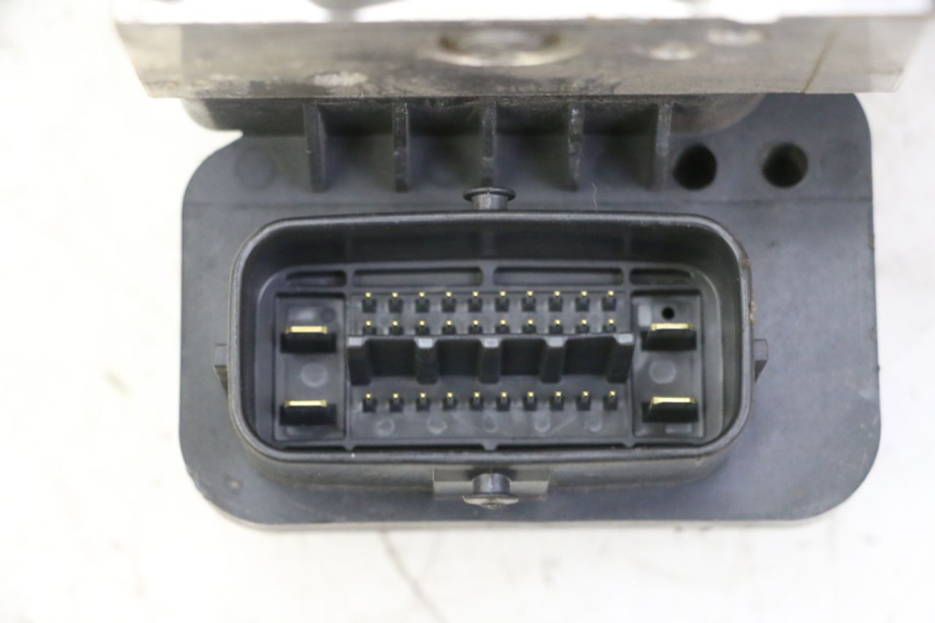 photo de BOMBA ABS YAMAHA FJR ABS 1300 (2006 - 2012) - Vista geral