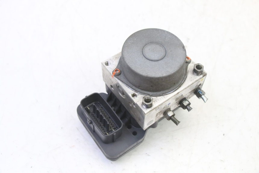 photo de BOMBA ABS YAMAHA FJR ABS 1300 (2006 - 2012) - Detalhe da peça
