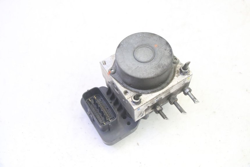 photo de BOMBA ABS YAMAHA FJR ABS 1300 (2006 - 2012) - Zoom do estado de desgaste