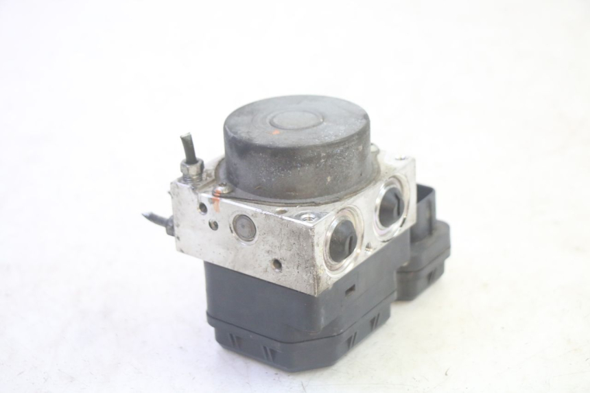 photo de BOMBA ABS YAMAHA FJR ABS 1300 (2006 - 2012) - Ampliação técnica
