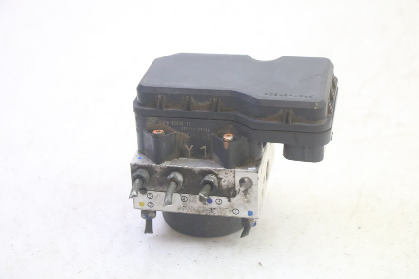 photo de BOMBA ABS YAMAHA FJR ABS 1300 (2006 - 2012) - Pontos de fixação