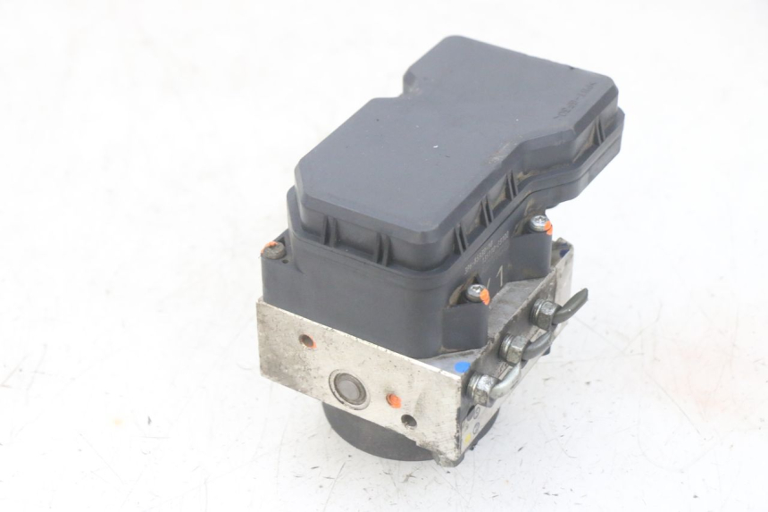 photo de BOMBA ABS YAMAHA FJR ABS 1300 (2006 - 2012) - Ampliação dos componentes