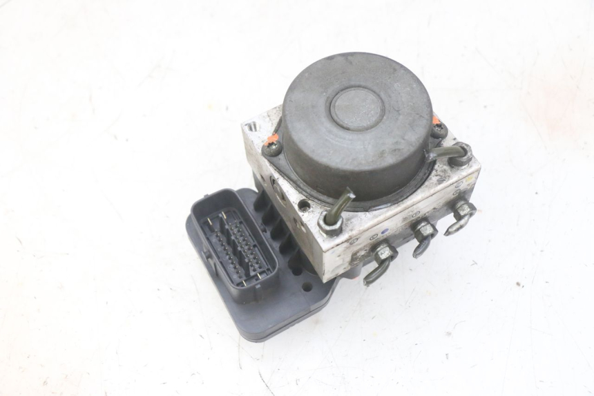 photo de BOMBA ABS YAMAHA FJR ABS 1300 (2006 - 2012) - Estado da superfície