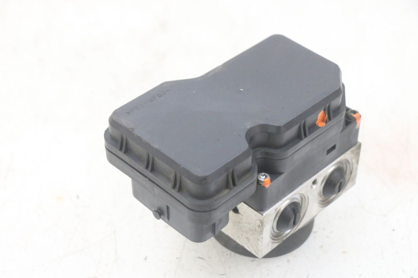 photo de BOMBA ABS YAMAHA FJR ABS 1300 (2006 - 2012) - Marcações e referências