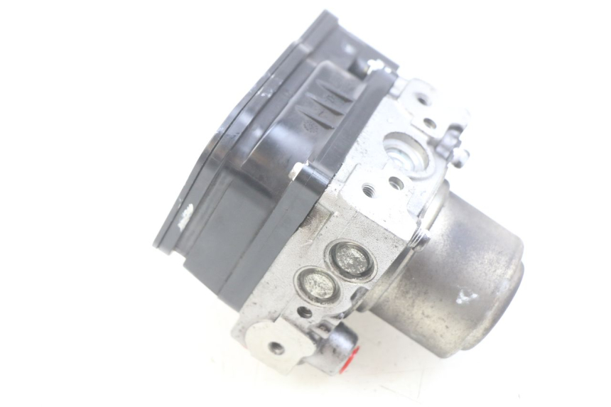 photo de BOMBA ABS HONDA FJS SILVERWING SILVER WING 400 (2009 - 2016) - Detalhe da peça
