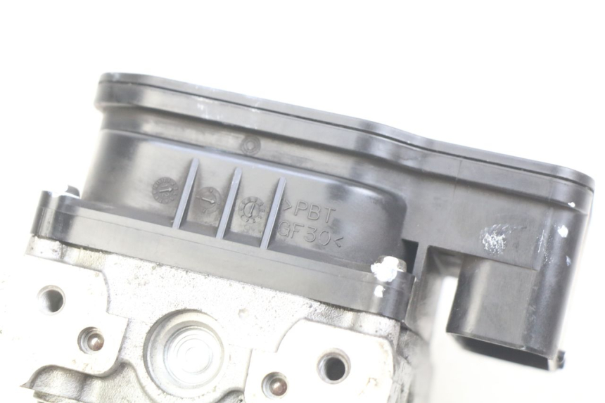photo de BOMBA ABS HONDA FJS SILVERWING SILVER WING 400 (2009 - 2016) - Outro ângulo de visão