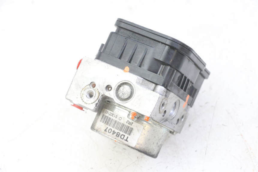 photo de BOMBA ABS HONDA FORZA ABS 300 (2013 - 2017) - Zoom do estado de desgaste