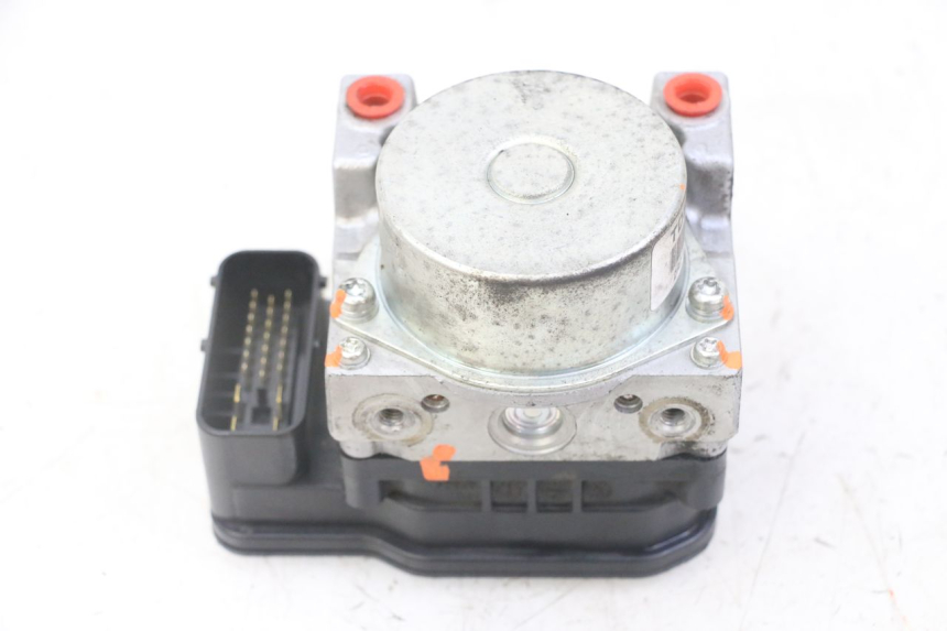 photo de BOMBA ABS HONDA FORZA ABS 300 (2013 - 2017) - Estado da superfície