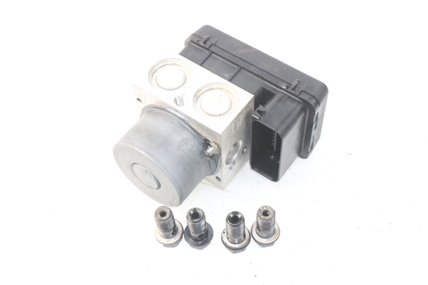 photo de BOMBA ABS SYM GTS EFI ABS 125 (2012 - 2016) - Outro ângulo de visão