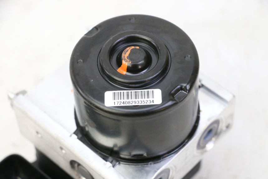 photo de BOMBA ABS PIAGGIO MP3 HPE 310 (2024 - 2025) - Detalhes característicos