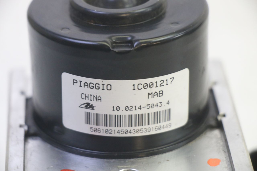 photo de BOMBA ABS PIAGGIO MP3 HPE 350 (2018 - 2020) - Zoom do estado de desgaste