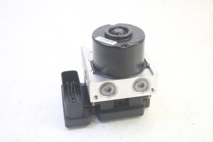 photo de BOMBA ABS PIAGGIO MP3 HPE 350 (2018 - 2020) - Vista geral