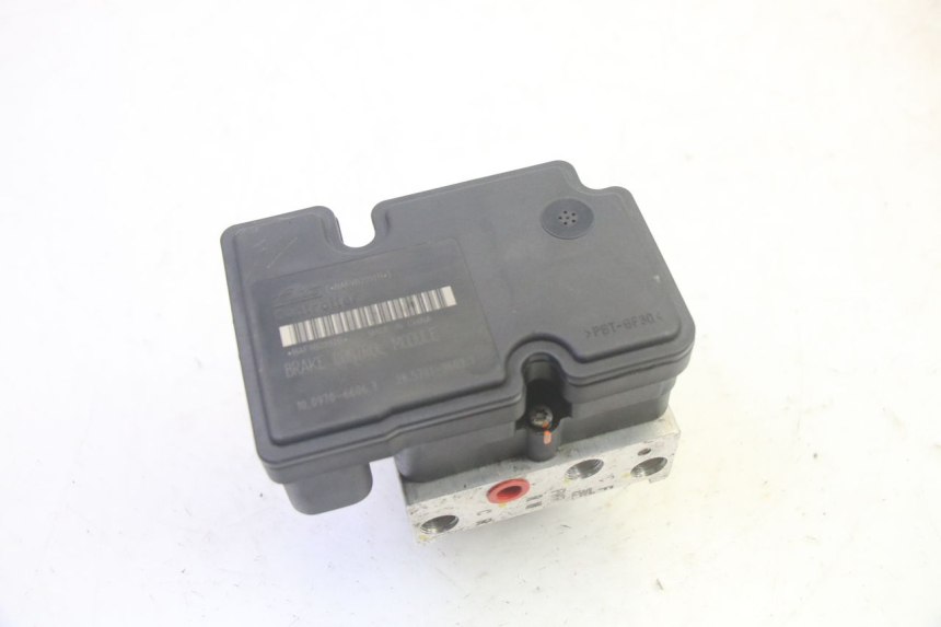 photo de BOMBA ABS PIAGGIO MP3 HPE 350 (2018 - 2020) - Marcações e referências