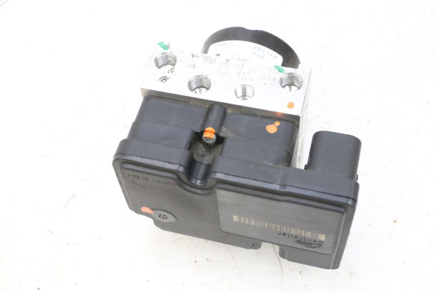 photo de BOMBA ABS PIAGGIO MP3 HPE 300 (2019 - 2026) - Marcações e referências