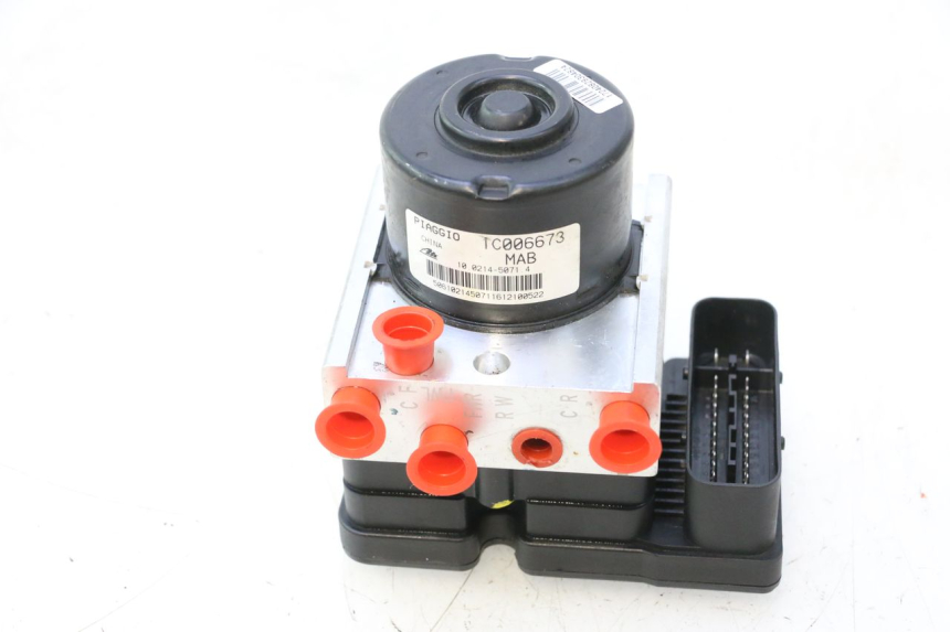 photo de BOMBA ABS PIAGGIO MP3 HPE 530 (2022 - 2026) - Vista principal