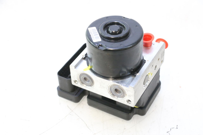 photo de BOMBA ABS PIAGGIO MP3 HPE 530 (2022 - 2026) - Vista do produto