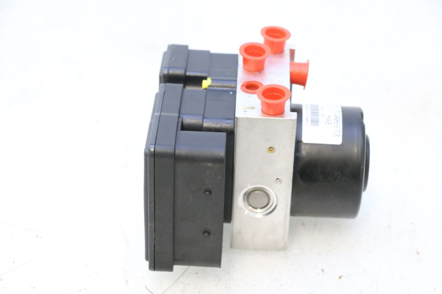 photo de BOMBA ABS PIAGGIO MP3 HPE 530 (2022 - 2026) - Imagem adicional