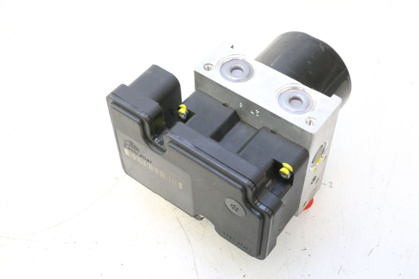 photo de BOMBA ABS PIAGGIO MP3 HPE 530 (2022 - 2026) - Zoom do estado de desgaste
