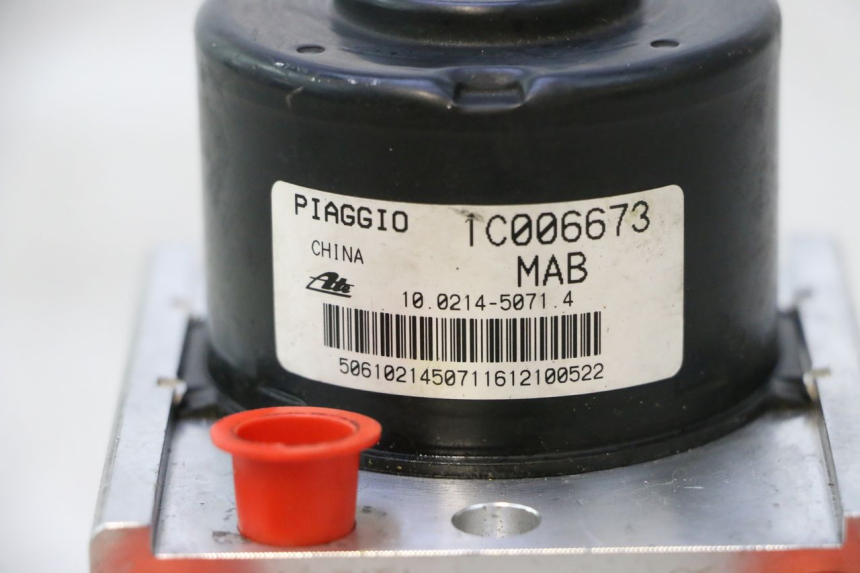photo de BOMBA ABS PIAGGIO MP3 HPE 530 (2022 - 2026) - Peça verificada