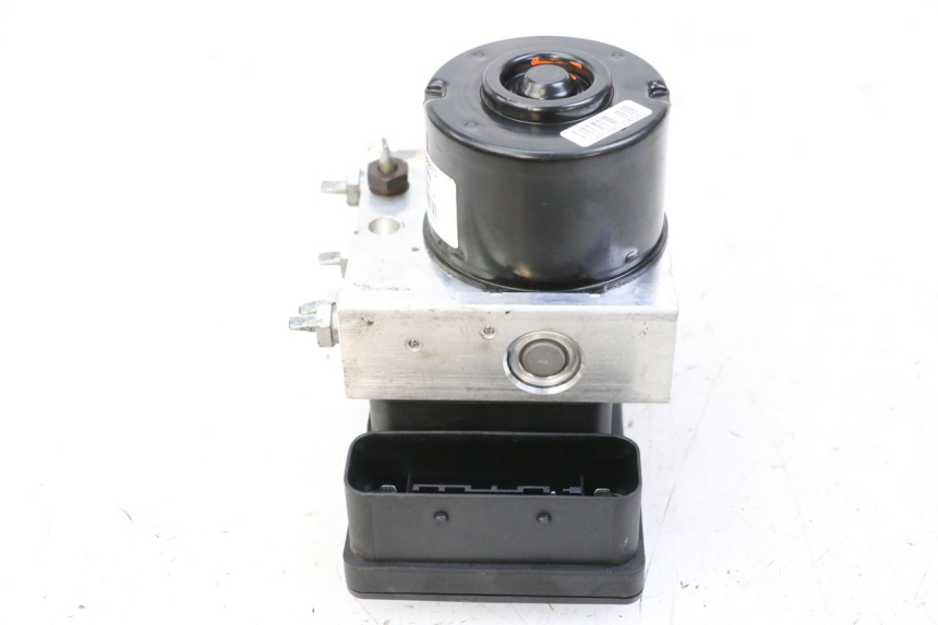 photo de BOMBA ABS PIAGGIO MP3 500 (2014 - 2017) - Vista de perto