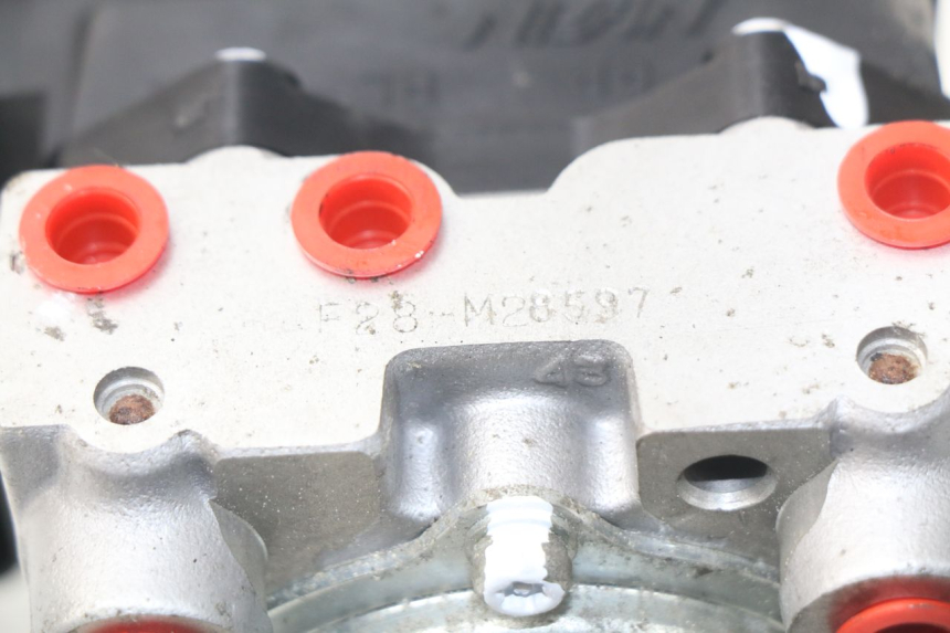 photo de BOMBA ABS HONDA NSS EX FORZA 250 (2005 - 2013) - Pontos de fixação