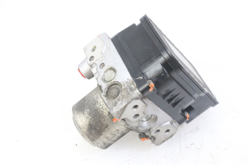 photo de BOMBA ABS HONDA NTV DEAUVILLE ABS 700 (2007 - 2016) - Detalhe da peça