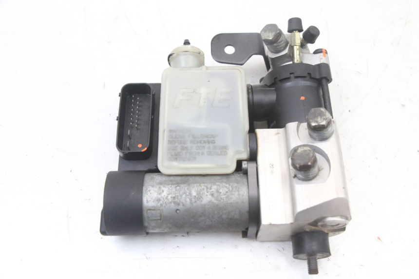 photo de BOMBA ABS PEUGEOT SATELIS COMPRESSOR K15 125 (2006 - 2009) - Zoom do estado de desgaste