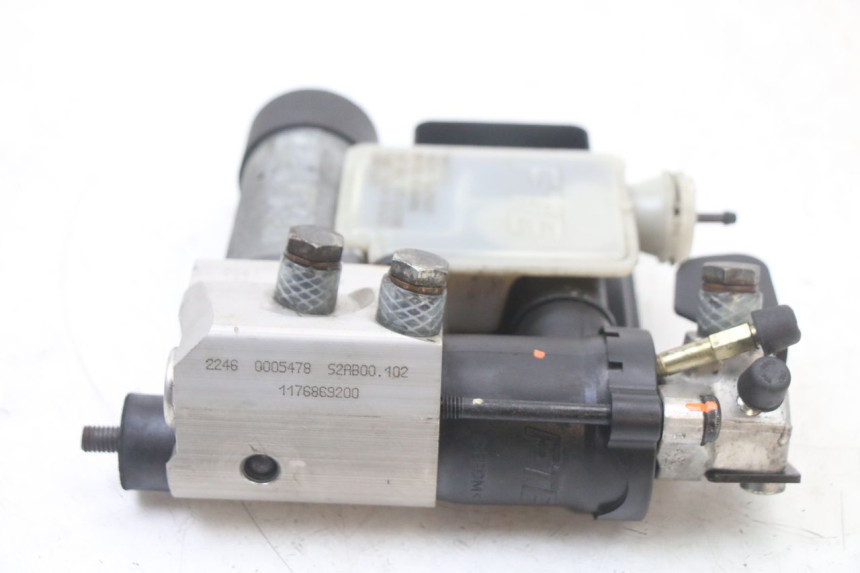 photo de BOMBA ABS PEUGEOT SATELIS COMPRESSOR K15 125 (2006 - 2009) - Outro ângulo de visão