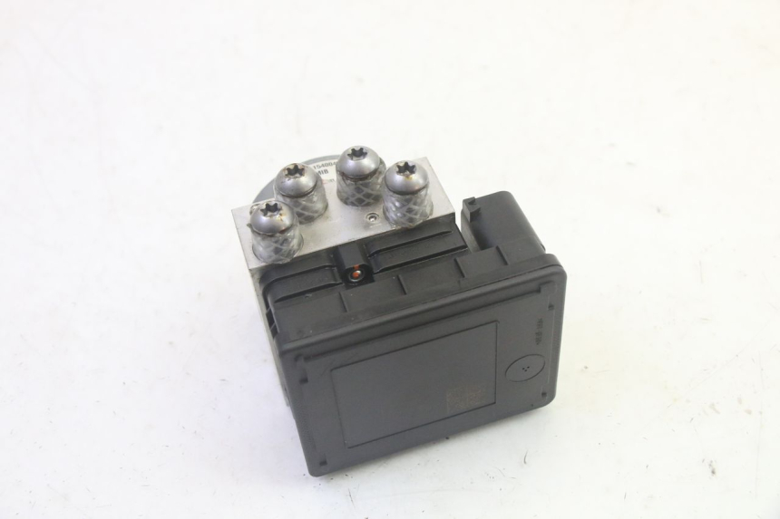 photo de BOMBA ABS BMW R GS 1250 (2021 - 2024) - Outro ângulo de visão