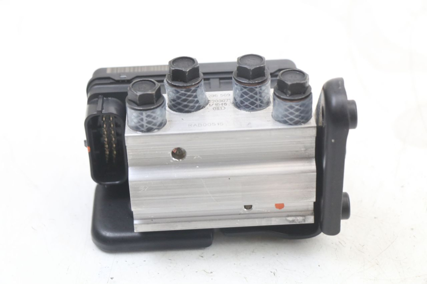 photo de BOMBA ABS ROYAL ENFIELD SCRAM 411 (2022 - 2024) - Ampliação técnica