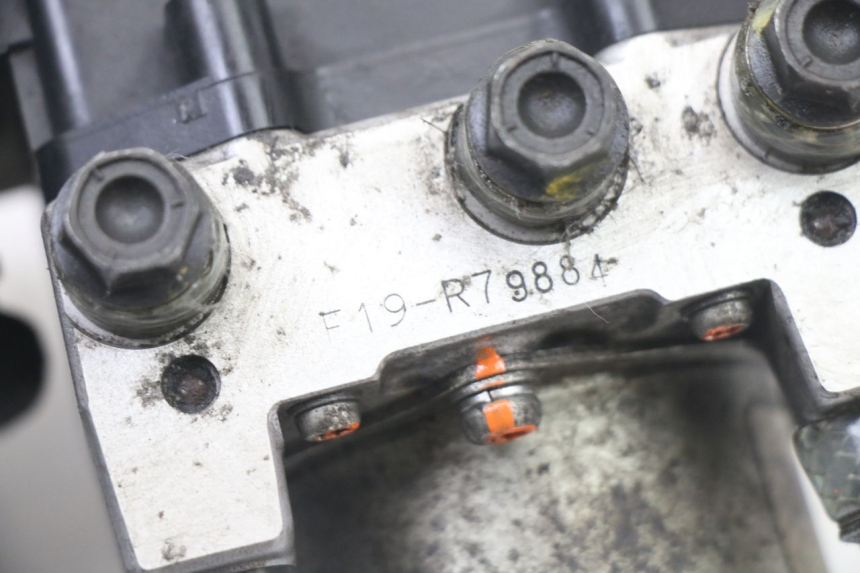 photo de BOMBA ABS PEUGEOT SATELIS 125 (2013 - 2018) - Peça verificada