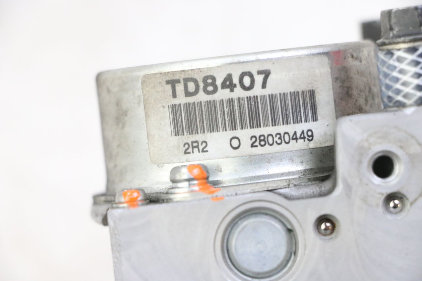 photo de BOMBA ABS PEUGEOT SATELIS 125 (2013 - 2018) - Zoom do estado de desgaste
