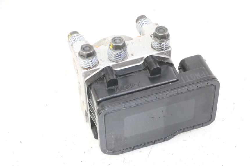 photo de BOMBA ABS PEUGEOT SATELIS 125 (2013 - 2018) - Pontos de fixação