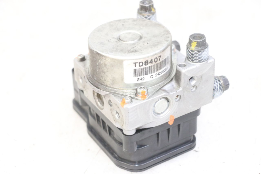 photo de BOMBA ABS PEUGEOT SATELIS 125 (2013 - 2018) - Ampliação técnica