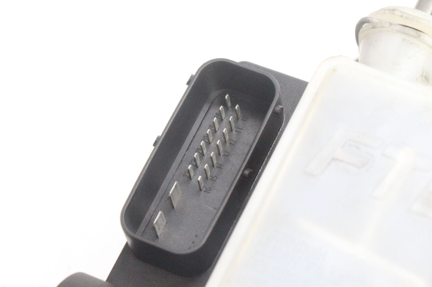 photo de BOMBA ABS PEUGEOT SATELIS 125 (2006 - 2009) - Detalhe da peça