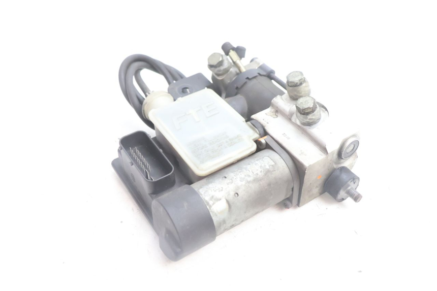photo de BOMBA ABS PEUGEOT SATELIS 125 (2006 - 2009) - Detalhe da peça