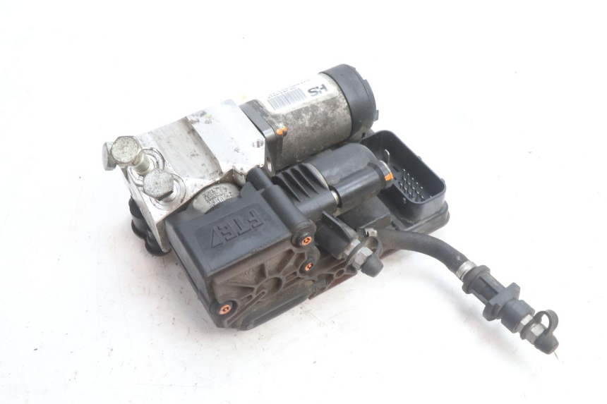 photo de BOMBA ABS PEUGEOT SATELIS 125 (2006 - 2009) - Outro ângulo de visão
