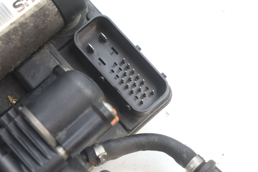 photo de BOMBA ABS PEUGEOT SATELIS 125 (2006 - 2009) - Ampliação técnica