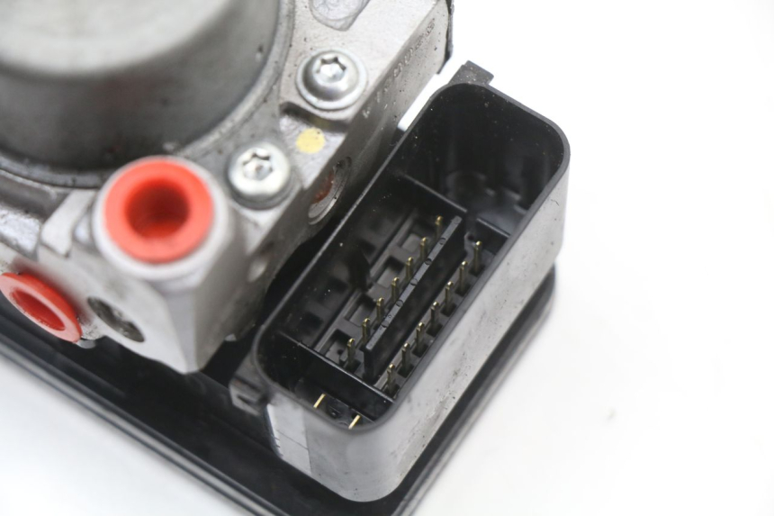 photo de BOMBA ABS HONDA SH ABS 125 (2012 - 2017) - Zoom do estado de desgaste