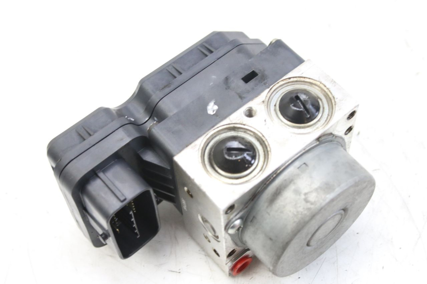 photo de BOMBA ABS MBK SKYCRUISER 125 (2010 - 2013) - Pontos de fixação