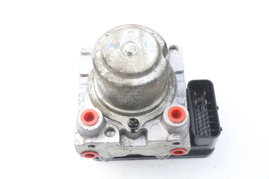 photo de BOMBA ABS TRIUMPH SPRINT ST ABS 1050 (2005 - 2007) - Vista principal