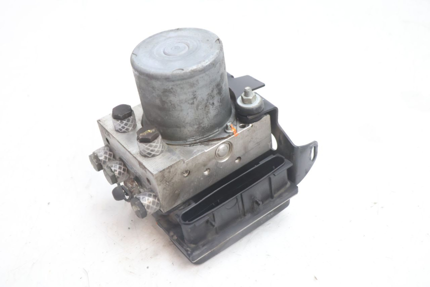 photo de BOMBA ABS CAN-AM SPYDER RS 1000 (2008 - 2012) - Ampliação técnica